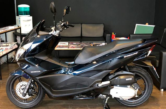 Honda PCX 150 AZUL 2018/2018 VALECROSS HONDA DREAM LAJEADO / Carros no Vale