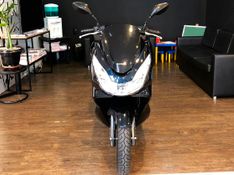 Honda PCX 150 AZUL 2018/2018 VALECROSS HONDA DREAM LAJEADO / Carros no Vale