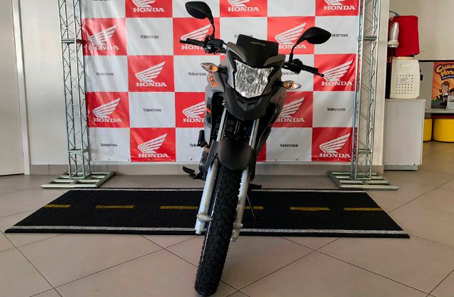 Honda XRE 190 ADV PRATA 2021/2021 VALECROSS HONDA DREAM LAJEADO / Carros no Vale