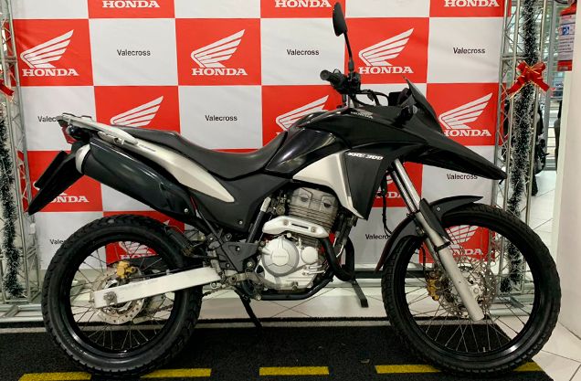 Honda XRE 300 PRETA 2015/2015 VALECROSS HONDA DREAM LAJEADO / Carros no Vale