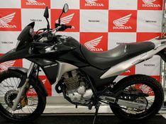 Honda XRE 300 PRETA 2015/2015 VALECROSS HONDA DREAM LAJEADO / Carros no Vale