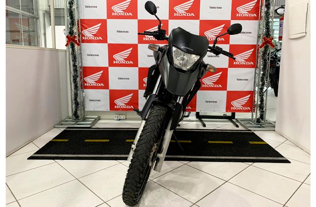 Honda XRE 300 PRETA 2015/2015 VALECROSS HONDA DREAM LAJEADO / Carros no Vale