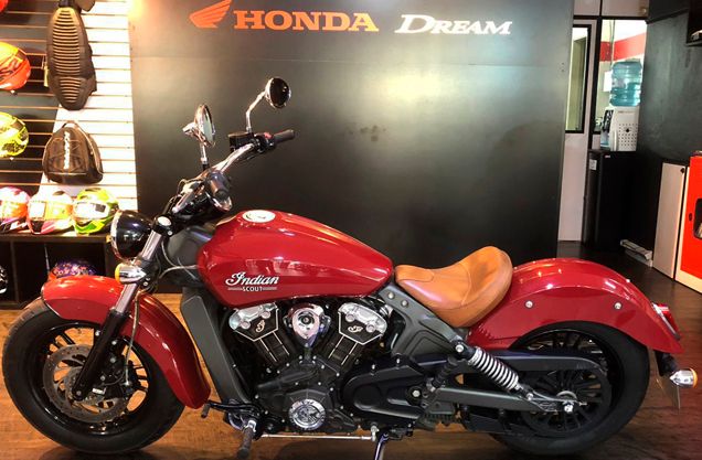 INDIAN SCOUT VERMELHA 2016/2016 VALECROSS HONDA DREAM LAJEADO / Carros no Vale