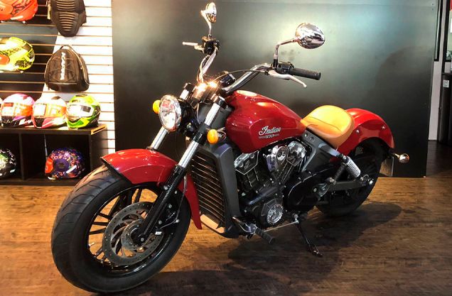 INDIAN SCOUT VERMELHA 2016/2016 VALECROSS HONDA DREAM LAJEADO / Carros no Vale