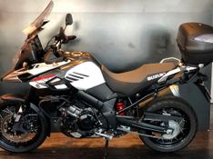 Suzuki DL 1000 XT V-STROM BRANCA 2018/2019 VALECROSS HONDA DREAM LAJEADO / Carros no Vale