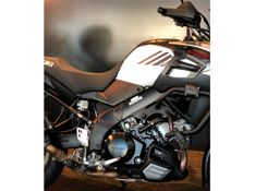 Suzuki DL 1000 XT V-STROM BRANCA 2018/2019 VALECROSS HONDA DREAM LAJEADO / Carros no Vale