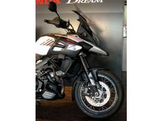 Suzuki DL 1000 XT V-STROM BRANCA 2018/2019 VALECROSS HONDA DREAM LAJEADO / Carros no Vale