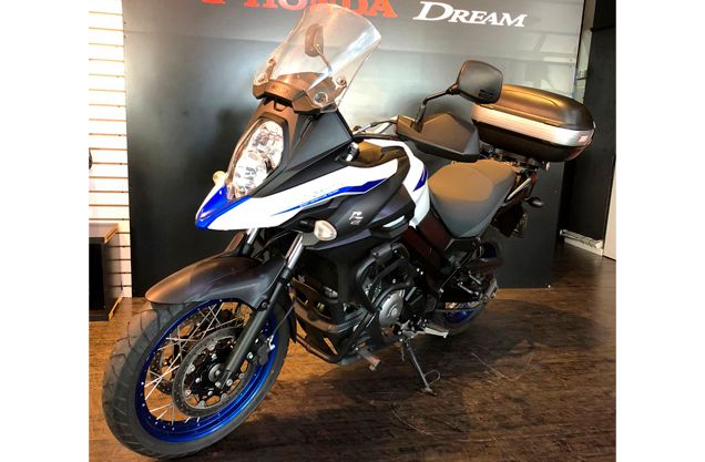 Suzuki DL 650XT V-STROM BRANCA 2019/2020 VALECROSS HONDA DREAM LAJEADO / Carros no Vale