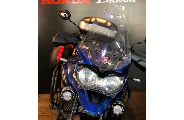 Triumph TIGER 1200 EXPLORER XCA AZUL 2017/2018 VALECROSS HONDA DREAM LAJEADO / Carros no Vale