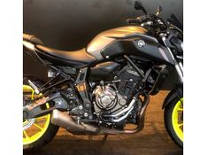 Yamaha MT-07 CINZA 2018/2019 VALECROSS HONDA DREAM LAJEADO / Carros no Vale