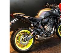 Yamaha MT-07 CINZA 2018/2019 VALECROSS HONDA DREAM LAJEADO / Carros no Vale