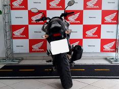 HONDA CB 250F ABS PRATA 2018/2018 VALECROSS HONDA DREAM LAJEADO / Carros no Vale