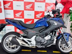 HONDA NC 750X AZUL 2021/2021 VALECROSS HONDA DREAM LAJEADO / Carros no Vale