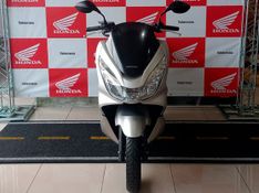 Honda PCX 150 PRATA 2018/2018 VALECROSS HONDA DREAM LAJEADO / Carros no Vale