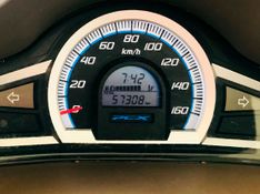 Honda PCX 150 DELUXE MARROM 2018/2018 VALECROSS HONDA DREAM LAJEADO / Carros no Vale