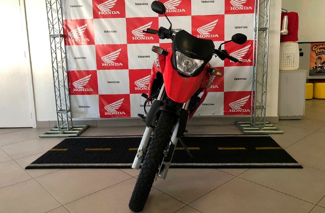 Honda XRE 300 RALLY VERMELHA 2016/2016 VALECROSS HONDA DREAM LAJEADO / Carros no Vale