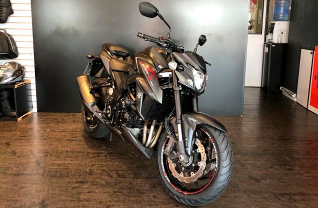 Suzuki GSX-S 750 PRETA 2018/2019 VALECROSS HONDA DREAM LAJEADO / Carros no Vale