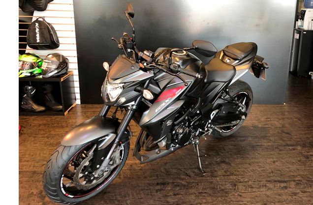 Suzuki GSX-S 750 PRETA 2018/2019 VALECROSS HONDA DREAM LAJEADO / Carros no Vale