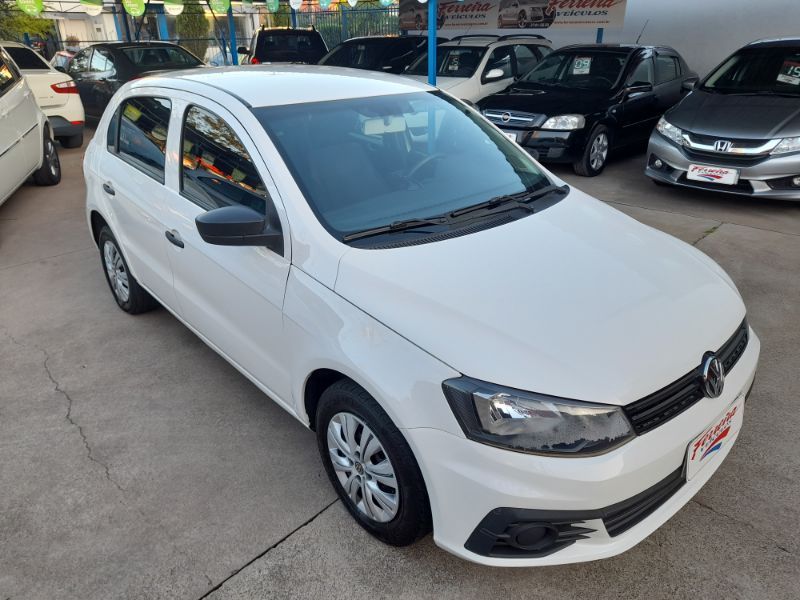 Volkswagen GOL TRENDLINE 1.0 2018 FERREIRA VEÍCULOS VENÂNCIO AIRES / Carros no Vale