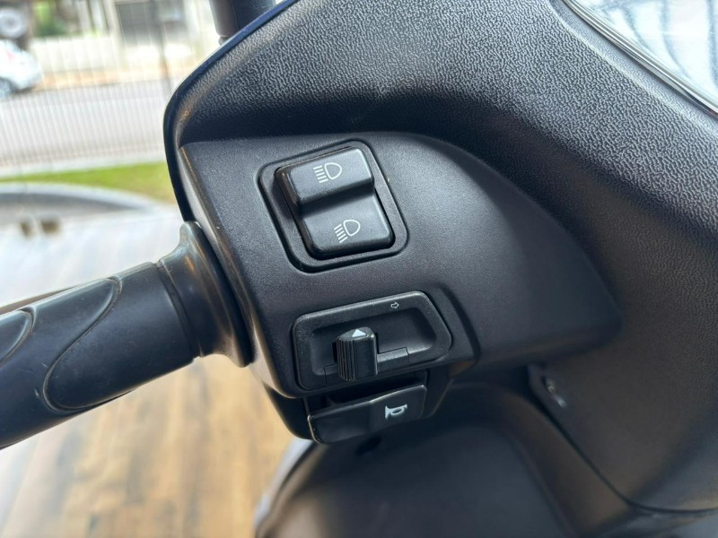 HONDA MOTOS LEAD 110 2013/2014 RT 811 VEÍCULOS ARROIO DO MEIO / Carros no Vale