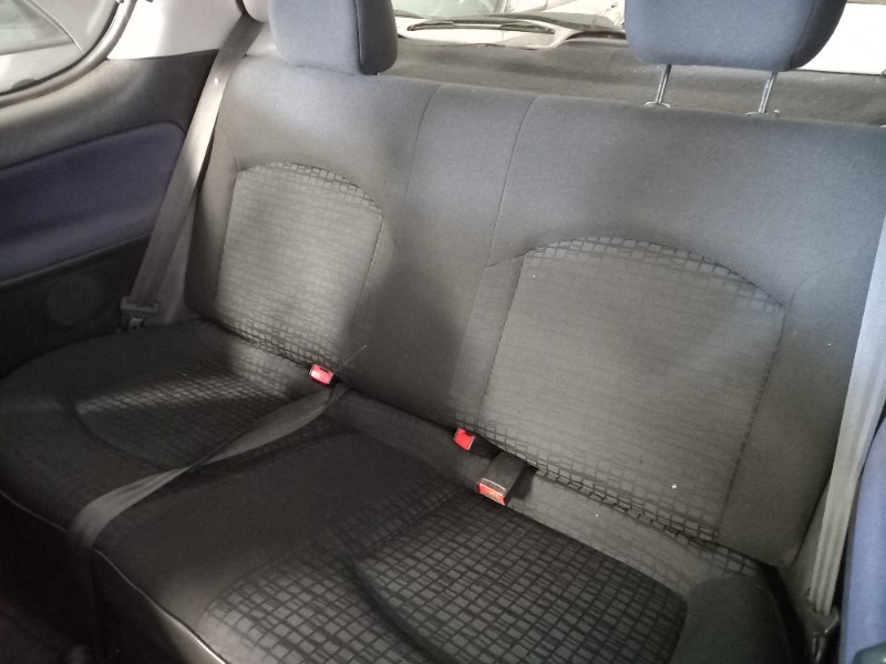 PEUGEOT 206 1.6 SOLEIL 8V 2000/2000 SCHAEFER AUTOMÓVEIS TEUTÔNIA / Carros no Vale