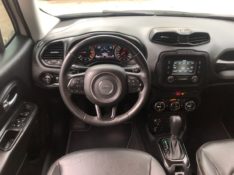 JEEP RENEGADE LIMITED 2.0 16V TURBO 4X4 2017/2018 BOSCO AUTOMÓVEIS GUAPORÉ / Carros no Vale