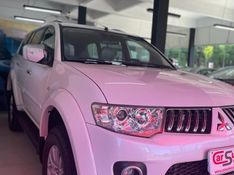 Mitsubishi PAJERO DAKAR HPE 3.2 2011 CARSUL VEÍCULOS LAJEADO / Carros no Vale