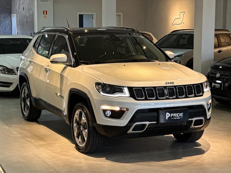 JEEP COMPASS 2.0 16V LIMITED 4X4 2018/2018 PRIDE MOTORS CAXIAS DO SUL / Carros no Vale