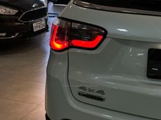 JEEP COMPASS 2.0 16V LIMITED 4X4 2018/2018 PRIDE MOTORS CAXIAS DO SUL / Carros no Vale