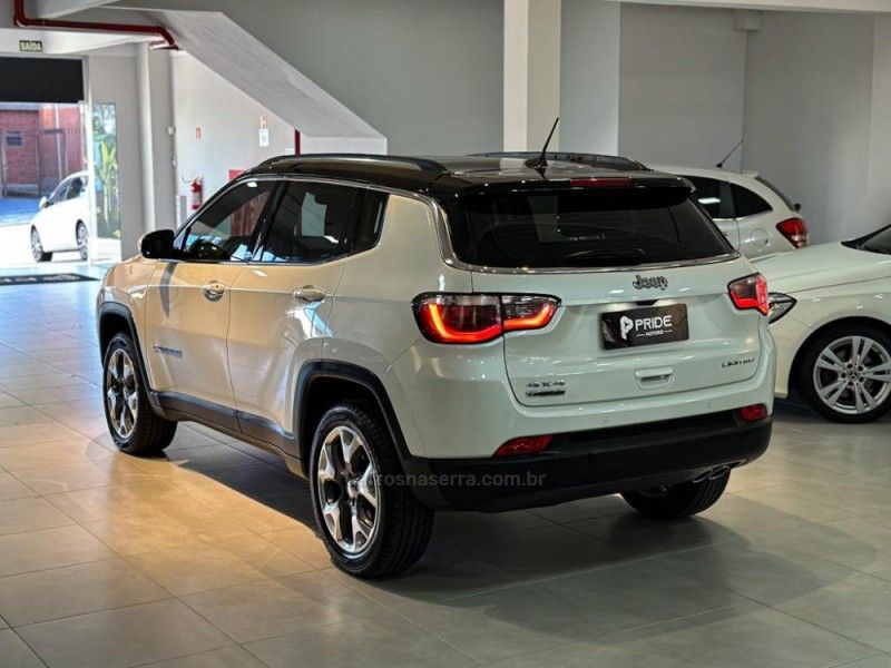 JEEP COMPASS 2.0 16V LIMITED 4X4 2018/2018 PRIDE MOTORS CAXIAS DO SUL / Carros no Vale