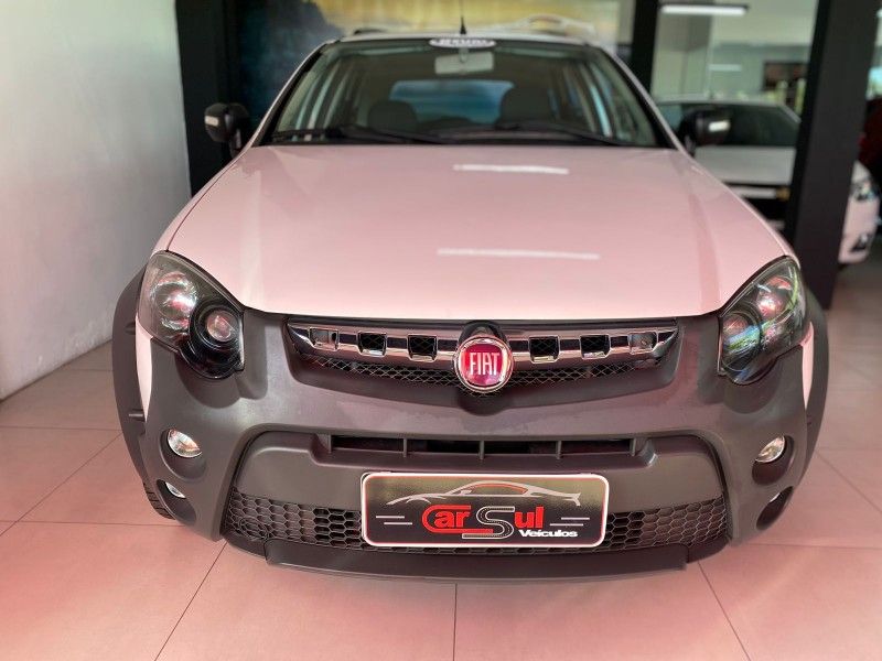 Fiat PALIO WEEKEND ADVENTURE 1.8 2019 CARSUL VEÍCULOS LAJEADO / Carros no Vale