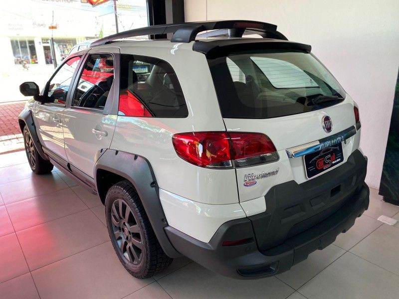 Fiat PALIO WEEKEND ADVENTURE 1.8 2019 CARSUL VEÍCULOS LAJEADO / Carros no Vale