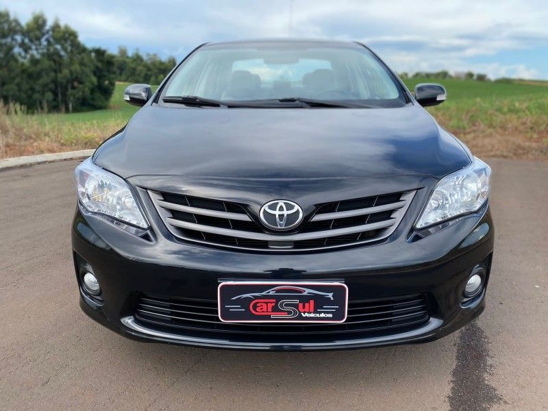 Toyota COROLLA XEi 2.0 2014 CARSUL VEÍCULOS LAJEADO / Carros no Vale