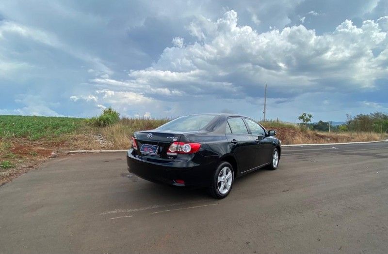 Toyota COROLLA XEi 2.0 2014 CARSUL VEÍCULOS LAJEADO / Carros no Vale