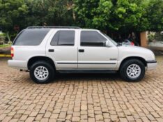 CHEVROLET BLAZER 2.5 DLX 4X4 8V 1999/1999 COMPLETO VEÍCULOS GUAPORÉ / Carros no Vale