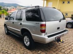 CHEVROLET BLAZER 2.5 DLX 4X4 8V 1999/1999 COMPLETO VEÍCULOS GUAPORÉ / Carros no Vale