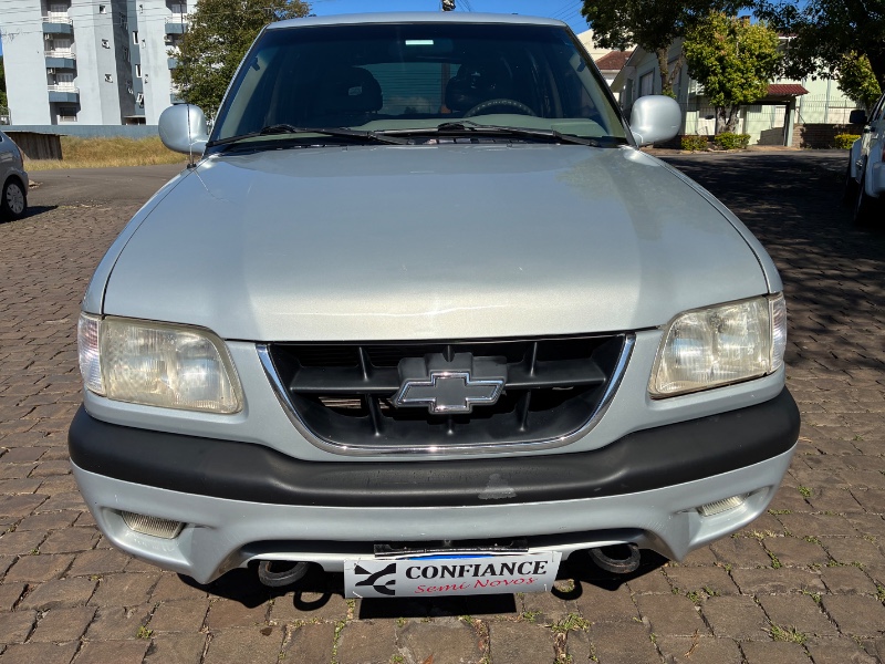 CHEVROLET BLAZER 2.5 DLX 4X4 8V 1999/1999 COMPLETO VEÍCULOS GUAPORÉ / Carros no Vale
