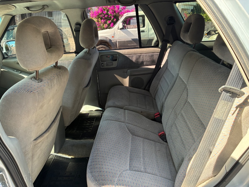 CHEVROLET BLAZER 2.5 DLX 4X4 8V 1999/1999 COMPLETO VEÍCULOS GUAPORÉ / Carros no Vale