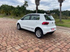 VOLKSWAGEN FOX 1.6 CONNECT 8V 2019/2019 ELY AUTOMÓVEIS LAJEADO / Carros no Vale