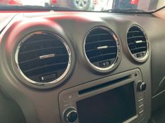 Chevrolet CAPTIVA SPORT 2.4 2017 CARSUL VEÍCULOS LAJEADO / Carros no Vale