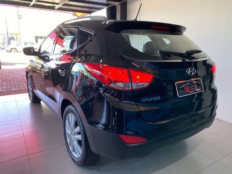 Hyundai IX35 GLS 2.0 2014 CARSUL VEÍCULOS LAJEADO / Carros no Vale