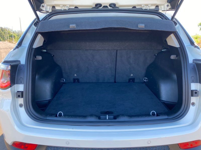 Jeep COMPASS LONGITUDE 2.0 2019 CARSUL VEÍCULOS LAJEADO / Carros no Vale