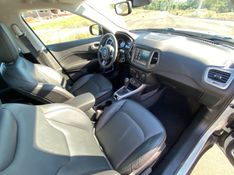 Jeep COMPASS LONGITUDE 2.0 2019 CARSUL VEÍCULOS LAJEADO / Carros no Vale