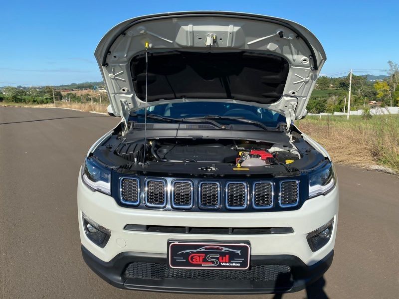 Jeep COMPASS LONGITUDE 2.0 2019 CARSUL VEÍCULOS LAJEADO / Carros no Vale