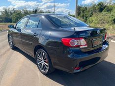 Toyota COROLLA GLi 1.8 2013 CARSUL VEÍCULOS LAJEADO / Carros no Vale