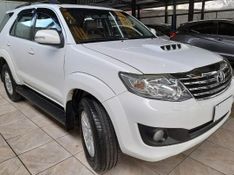 Toyota HILUX SW4 SRV 3.0 16V 2015 CARSUL VEÍCULOS LAJEADO / Carros no Vale