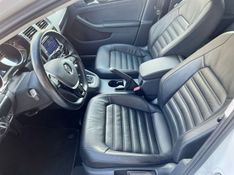 Volkswagen JETTA HIGHLINE 2.0 2018 CARSUL VEÍCULOS LAJEADO / Carros no Vale