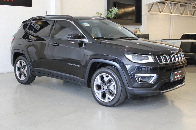 JEEP COMPASS 2.0 16V FLEX LIMITED AUTOMÁTICO 2018/2018 BENTO MOTORS BENTO GONÇALVES / Carros no Vale