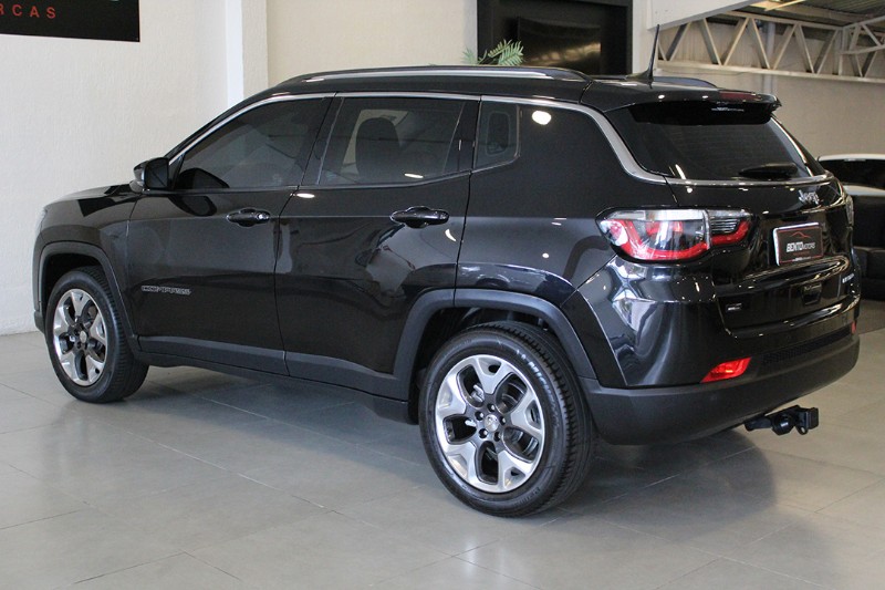 JEEP COMPASS 2.0 16V FLEX LIMITED AUTOMÁTICO 2018/2018 BENTO MOTORS BENTO GONÇALVES / Carros no Vale