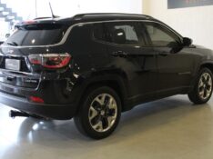 JEEP COMPASS 2.0 16V FLEX LIMITED AUTOMÁTICO 2018/2018 BENTO MOTORS BENTO GONÇALVES / Carros no Vale